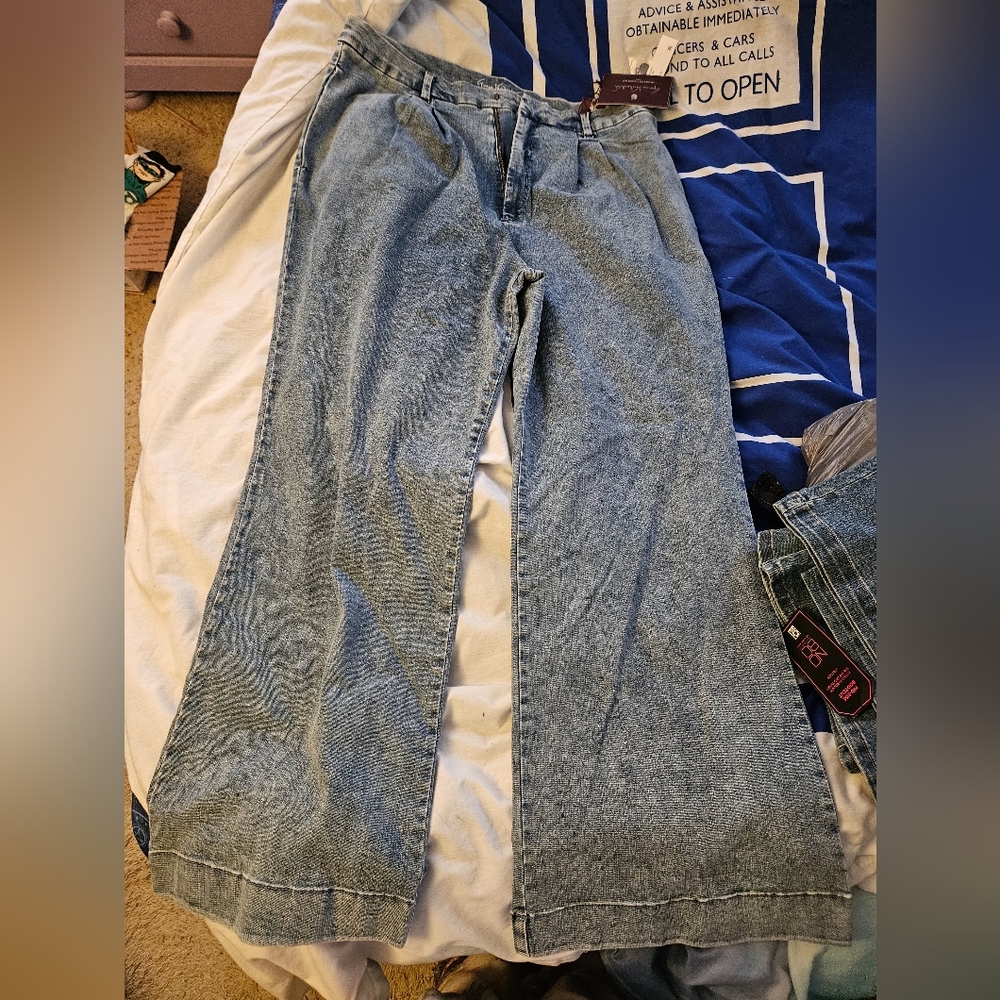 Gloria Vanderbilt Plus Size Womens Jeans Size 18 Vintage Wide Leg NWT